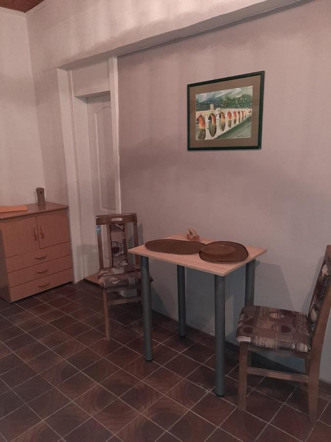 Krin Apartman Subotica Esterno foto