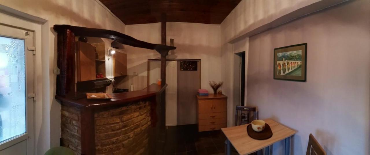 Krin Apartman Subotica Esterno foto